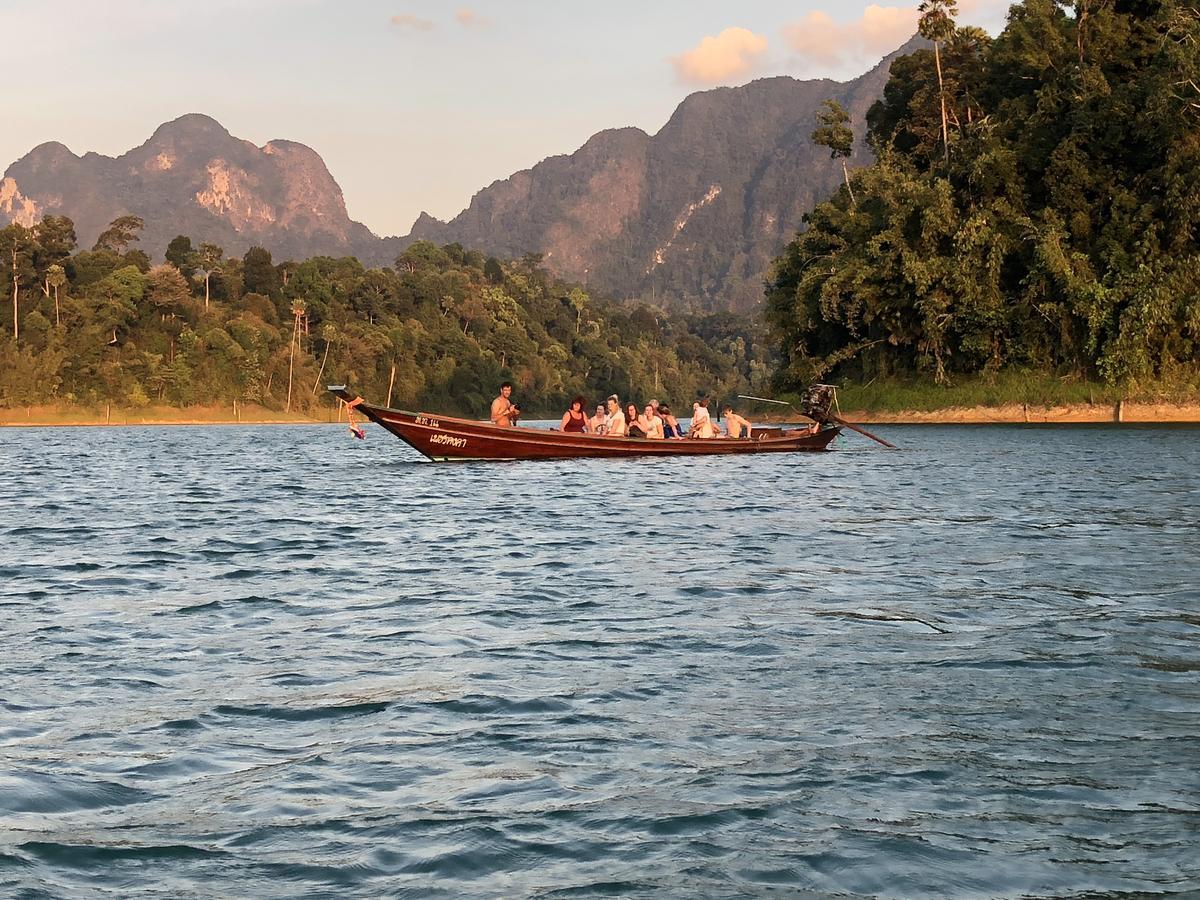 Khao Sok Blue Mountain Hotel Khao Sok National Park Exterior photo